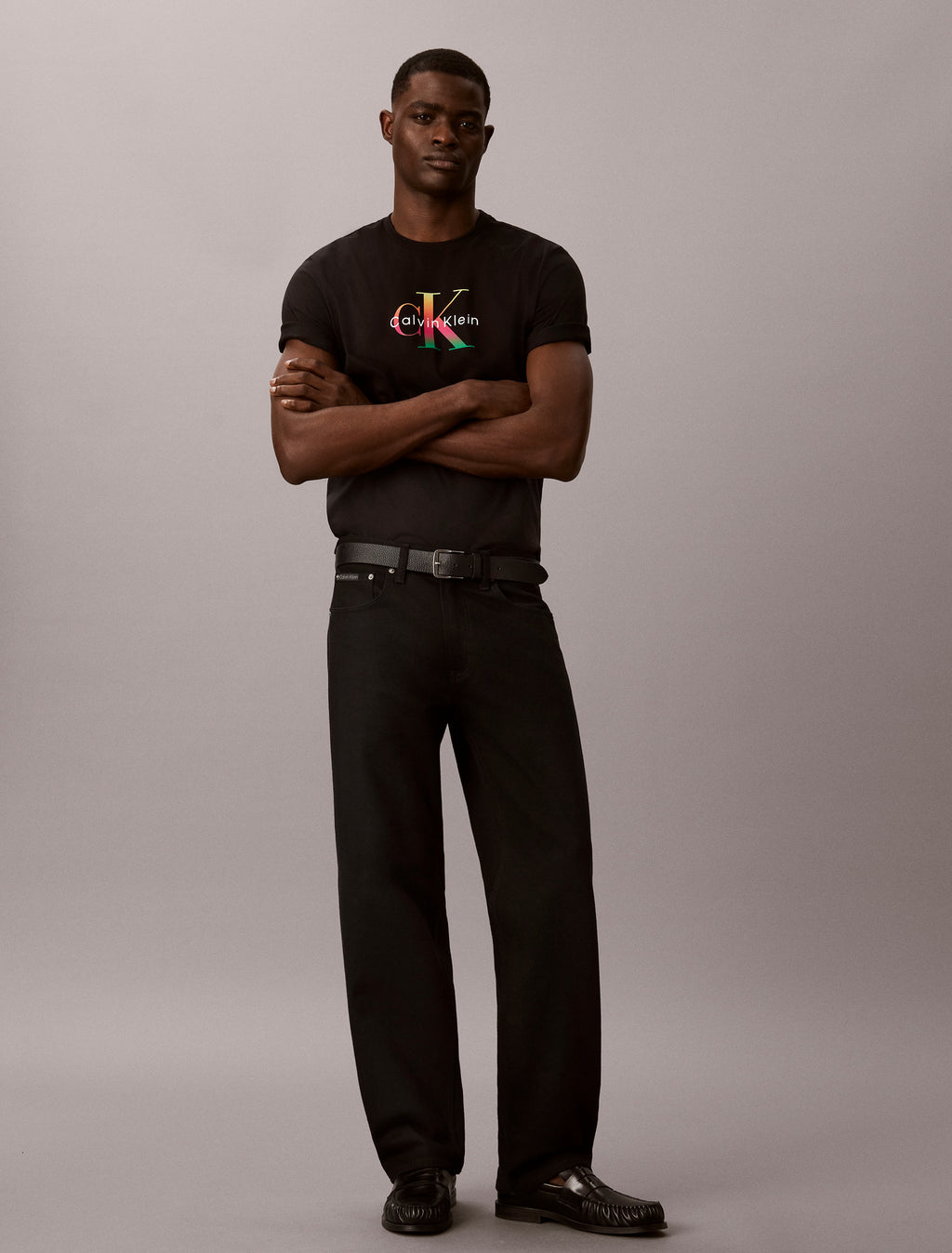 Calvin Klein Kaos Logo Seri Huruf, Unisex '"COD '" K209
