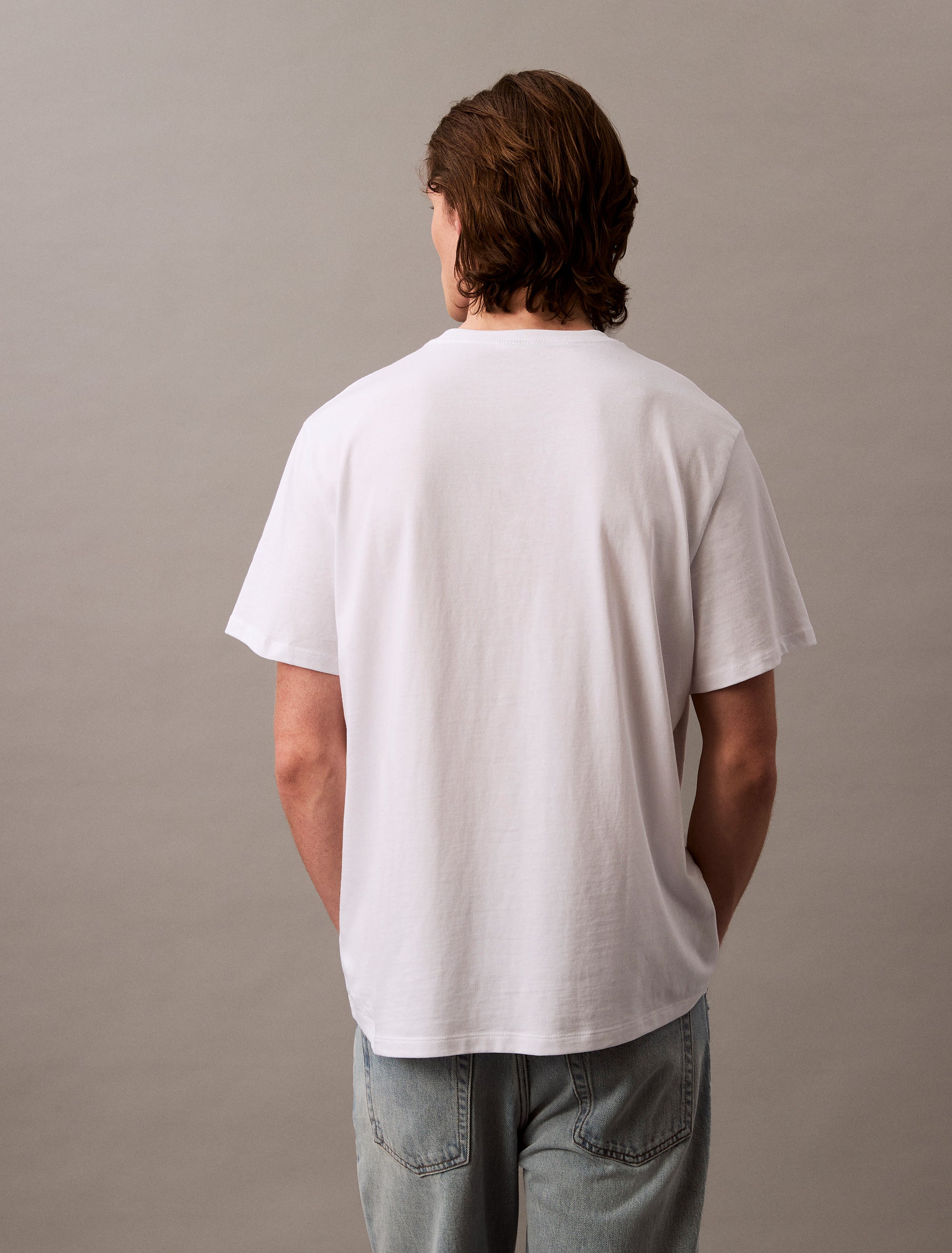 Calvin Klein Kaos Logo Seri Huruf, Unisex '"COD '" K210
