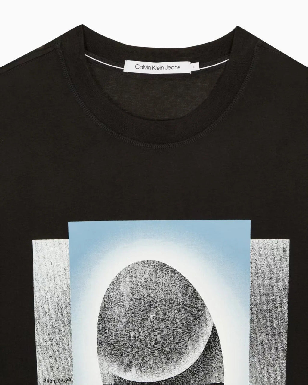 Calvin Klein Kaos Logo Seri Huruf, Unisex '"COD '" K203