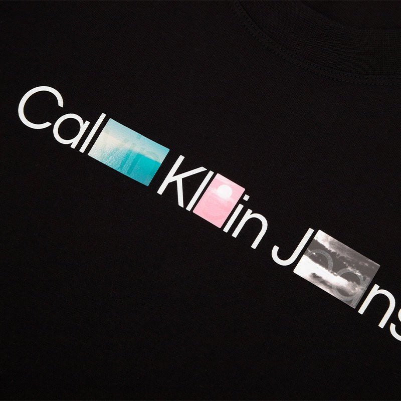 Calvin Klein Kaos Logo Seri Huruf, Unisex '"COD '" K204